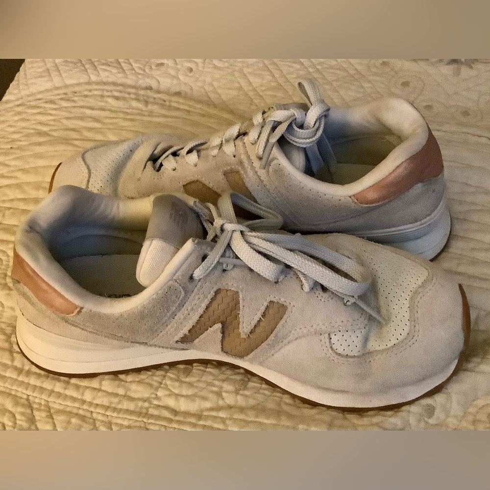 💥SOLD💥NEW BALANCE Running Shoes